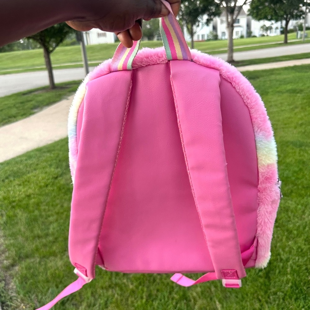 OMG Accessories Miss Gwen Unicorn Tie Dye Faux Fur Kids Backpack Pink Pastel - Picture 7 of 9
